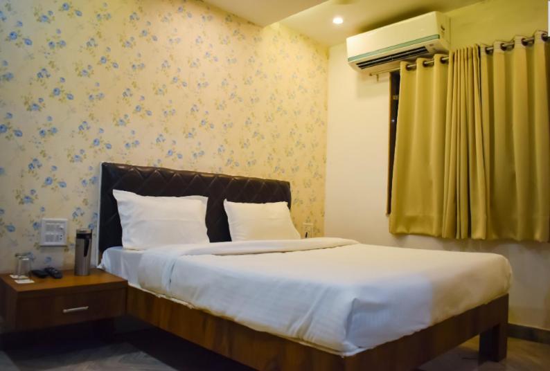 The Shah Imperial Hotel Gwalior Ngoại thất bức ảnh
