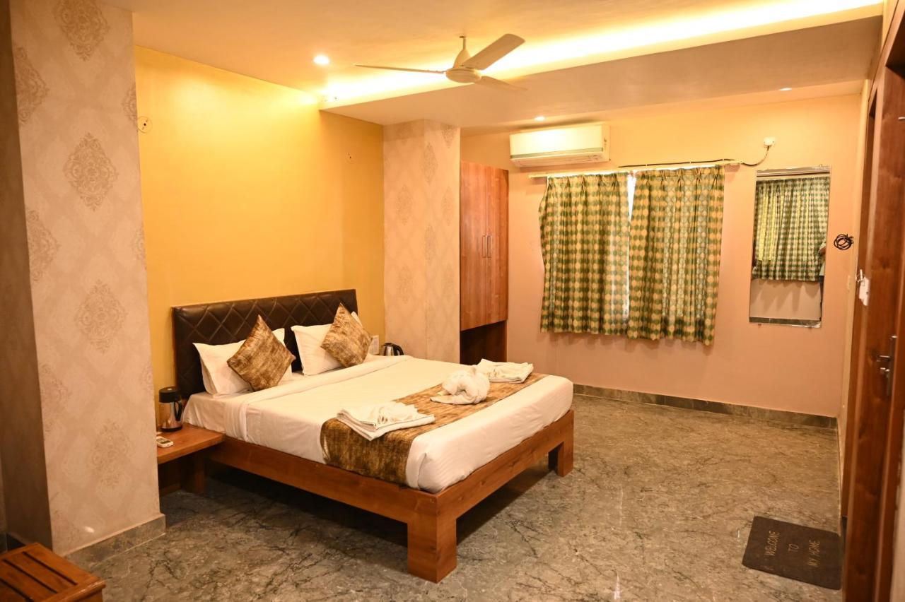 The Shah Imperial Hotel Gwalior Ngoại thất bức ảnh